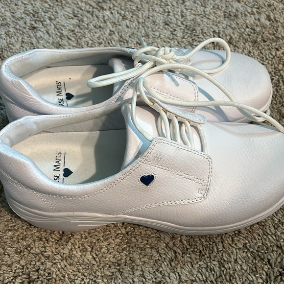 Nurse Mates shoes, size 6.5 - Picture 2 of 5